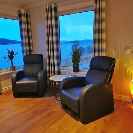 Innsletta Holiday Home Harstad Exterior photo